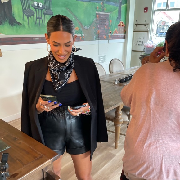 HAPPY ANNIVERSARY - Picture 5 of 16